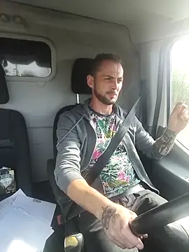 papichulo0099 online show from 22, 10, 2025