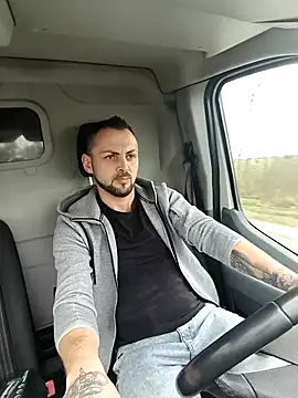 papichulo0099 online show from 19, 2, 2026