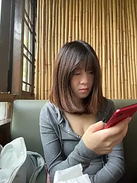 Snapshot of littleqiu chatting on 23, 4, 2026 littleqiu online show from 23, 4, 2026