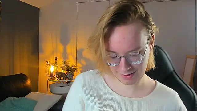 Snapshot of Amanda_Butlerr chatting on 18, 10, 2025 Amanda Butlerr online show from 18, 10, 2025