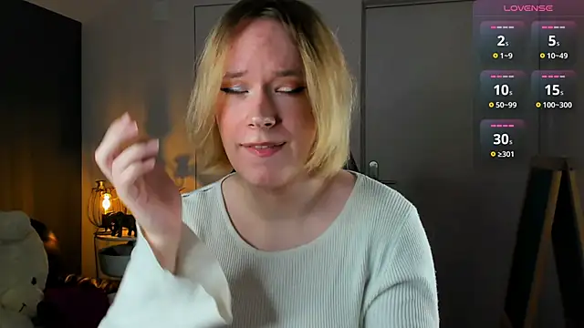 Snapshot of Amanda_Butlerr chatting on 5, 11, 2025 Amanda Butlerr online show from 5, 11, 2025