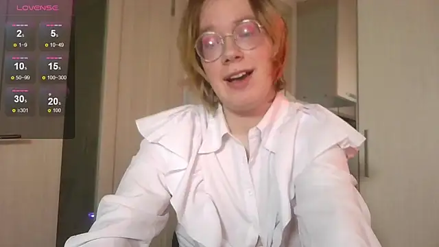 Snapshot of Amanda_Butlerr chatting on 6, 3, 2026 Amanda Butlerr online show from 6, 3, 2026