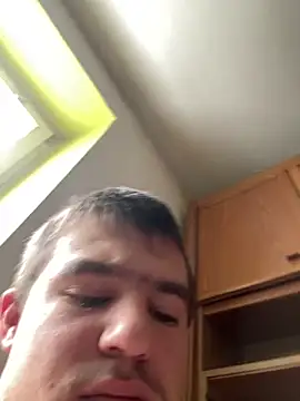 pussyhunter323557 online show from 15, 2, 2026