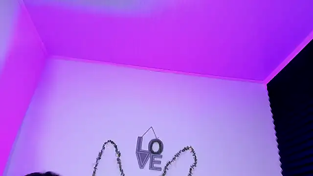 SagiraBelle online show from 19, 3, 2026