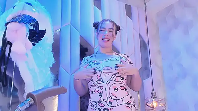 Snapshot of TessaCooper1 chatting on 2, 11, 2025 TessaCooper1 online show from 2, 11, 2025