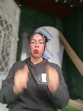 TessaCooper1 online show from 26, 5, 2026