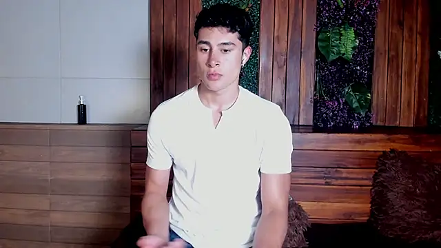 AustinJones  online show from 18, 1, 2026