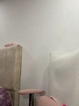 Victoria alson online show from 25, 10, 2025