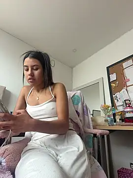Snapshot of Victoria_alson chatting on 5, 7, 2026 Victoria alson online show from 5, 7, 2026