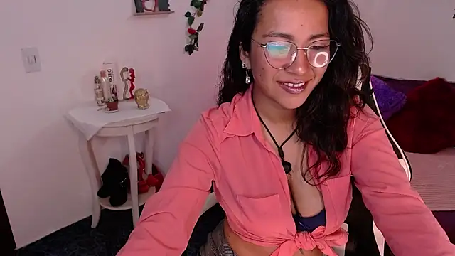 Snapshot of Dakota_ro chatting on 10, 9, 2025 Dakota ro online show from 10, 9, 2025