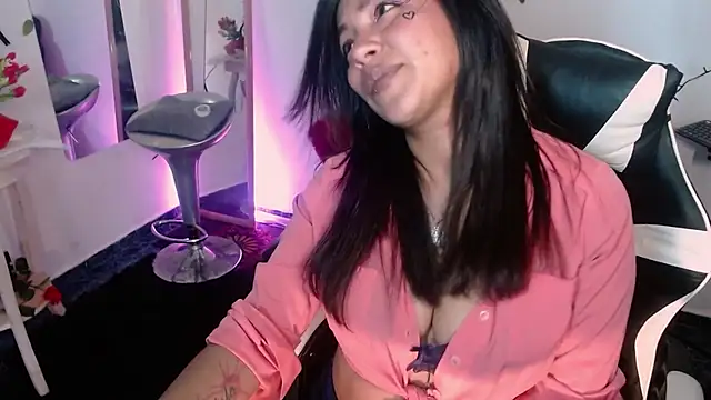 Snapshot of Dakota_ro chatting on 15, 10, 2025 Dakota ro online show from 15, 10, 2025