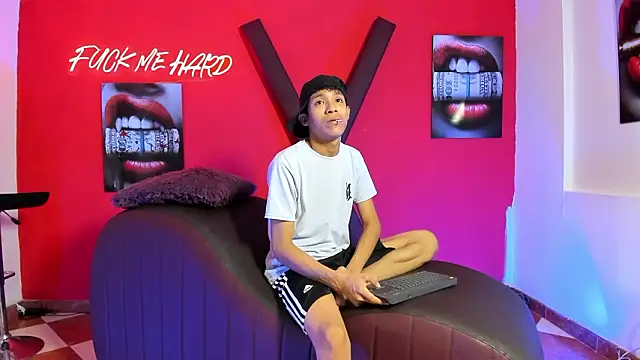 BEAUTY BOYS1 online show from 9, 3, 2026