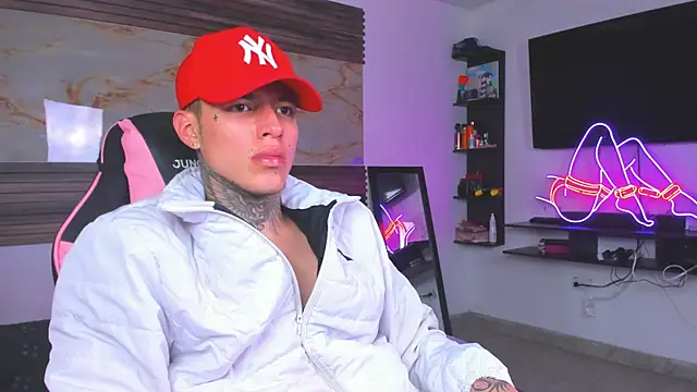 conor 2004 online show from 23, 10, 2025