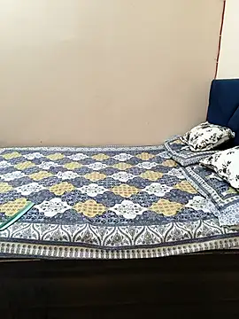 Snapshot of Cute_merry01 chatting on 24, 10, 2025 Cute merry01 online show from 24, 10, 2025