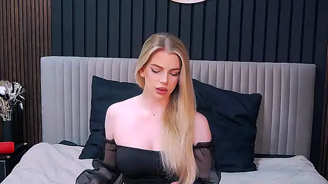 MilanaCeleste online show from 24, 11, 2025