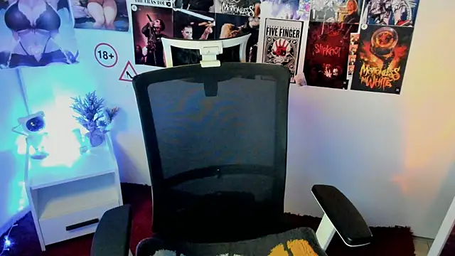 Snapshot of Rose_se chatting on 12, 10, 2025 Rose se online show from 12, 10, 2025