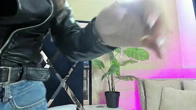 Valery Brand online show from 2, 4, 2026