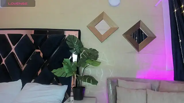 Valery Brand online show from 16, 4, 2026