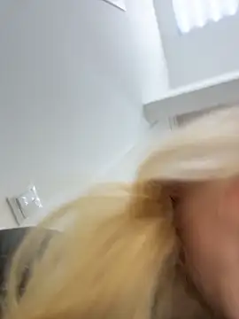 Sky Cutie online show from 3, 2, 2026