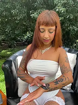 AliceMrtnz online show from 18, 4, 2026