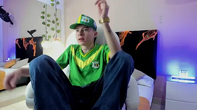 Nascary Fox online show from 21, 10, 2025