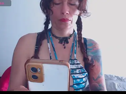 fenix colette online show from 21, 9, 2025