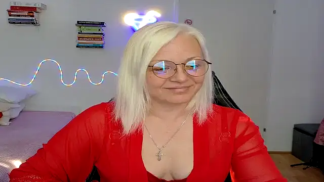 Linsy Kim online show from 24, 4, 2026