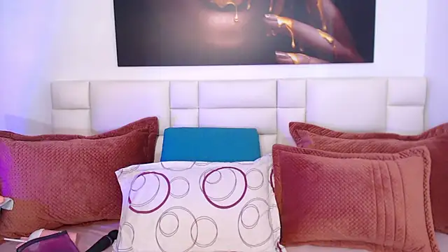 NicoletBlossom online show from 25, 4, 2026