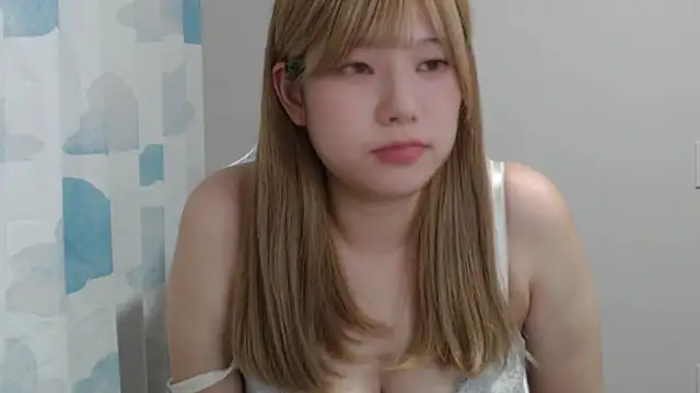 Snapshot of asuka_xoxo chatting on 21, 9, 2025 asuka xoxo online show from 21, 9, 2025