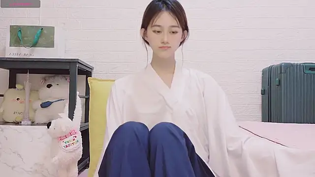 Snapshot of marina-cutegirll chatting on 2, 10, 2025 marina-cutegirll online show from 2, 10, 2025