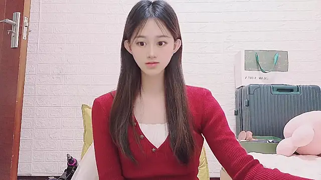 Snapshot of marina-cutegirll chatting on 19, 12, 2025 marina-cutegirll online show from 19, 12, 2025