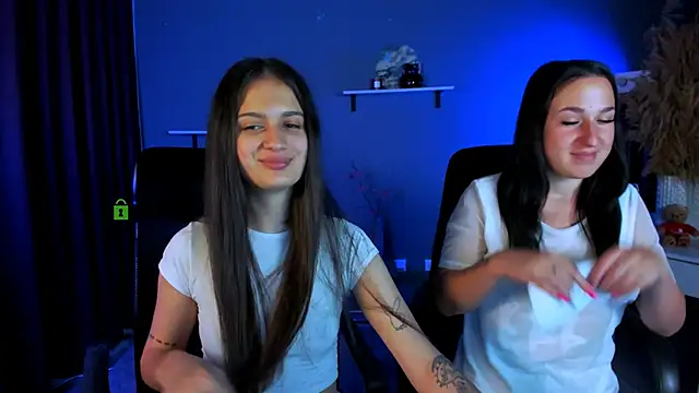 Snapshot of talia_seduce chatting on 12, 9, 2025 talia seduce online show from 12, 9, 2025