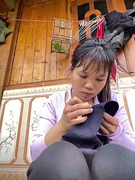 Ngoc-bbi online show from 25, 4, 2026