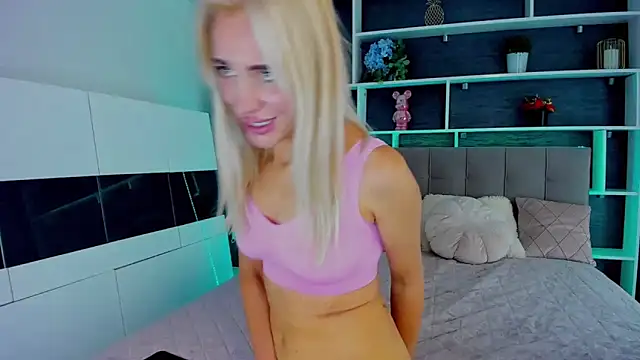 SabrinaSharm online show from 14, 9, 2025