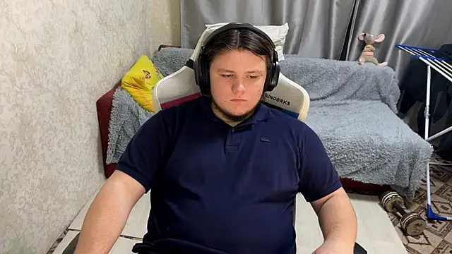 Snapshot of desiredude9 chatting on 30, 9, 2025 desiredude9 online show from 30, 9, 2025