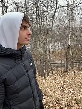 Snapshot of desiredude9 chatting on 23, 10, 2025 desiredude9 online show from 23, 10, 2025