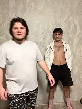 Snapshot of desiredude9 chatting on 24, 10, 2025 desiredude9 online show from 24, 10, 2025