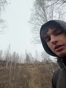 Snapshot of desiredude9 chatting on 3, 11, 2025 desiredude9 online show from 3, 11, 2025