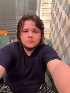 Snapshot of desiredude9 chatting on 16, 11, 2025 desiredude9 online show from 16, 11, 2025