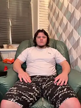 Snapshot of desiredude9 chatting on 30, 11, 2025 desiredude9 online show from 30, 11, 2025