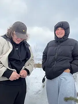 Snapshot of desiredude9 chatting on 2, 12, 2025 desiredude9 online show from 2, 12, 2025