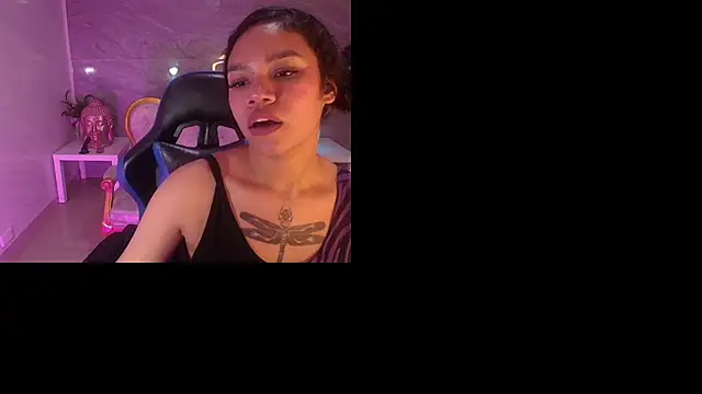 Snapshot of Canela_s1 chatting on 8, 9, 2025 Canela s1 online show from 8, 9, 2025