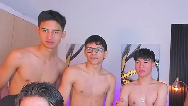 Horny BoysW online show from 13, 9, 2025