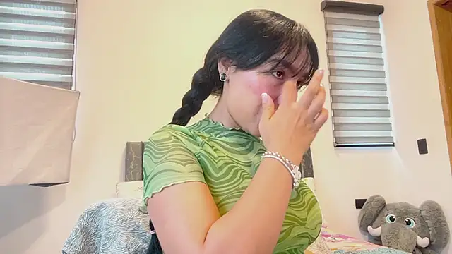 Snapshot of greciadom555 chatting on 30, 9, 2025 greciadom555 online show from 30, 9, 2025