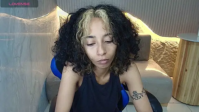 Snapshot of Agnis_ink_r chatting on 7, 11, 2025 Agnis ink r online show from 7, 11, 2025