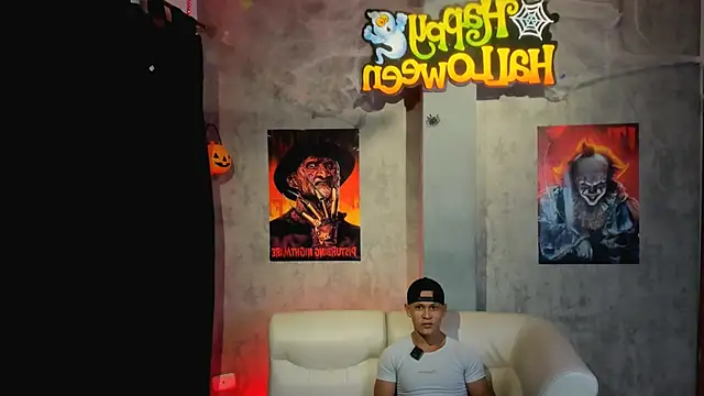 Snapshot of Manuel_FPG chatting on 13, 10, 2025 Manuel FPG online show from 13, 10, 2025