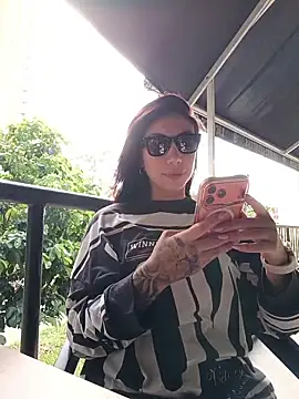 Sarahlove 90 online show from 23, 4, 2026