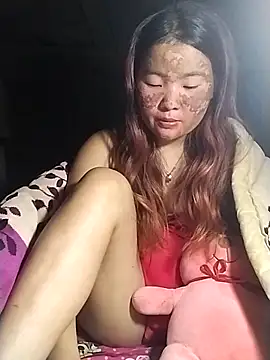 lylylove online show from 20, 4, 2026