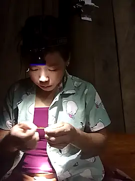 Ngocmi909 online show from 8, 10, 2025