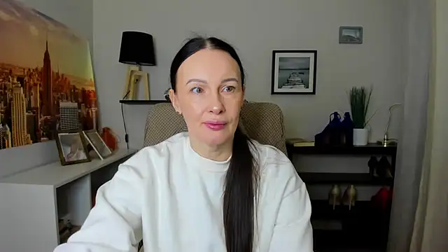 Velvet Jasmine online show from 13, 3, 2026